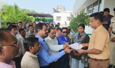 पटवारियों ने फिर मोर्चा खोला, बताई लंबित मांगे