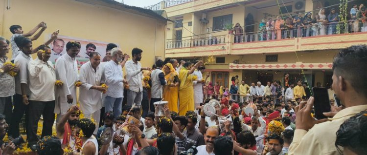धराड़ में निकली महाकाल की शाही सवारी, भोले की शाही सवारी का मुस्लिम समाज ने भी किया स्वागत