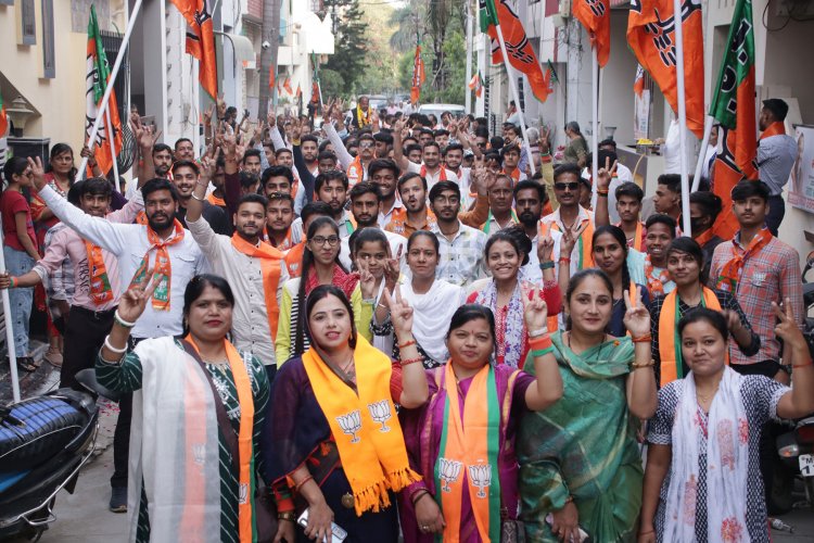 भाजपा प्रत्याशी काश्यप ने वार्ड क्रमांक 30 और 31 में किया जनसंपर्क