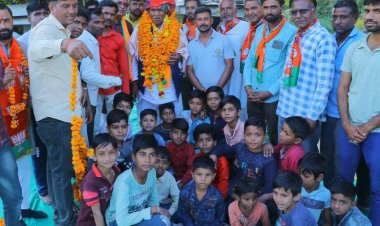 मथुरालाल डामर का जनसंपर्घक हुआ तेज, धराड़ में चुनाव कार्यालय खोला, क्षेत्र के कई गांवों में किया जनसंपर्क