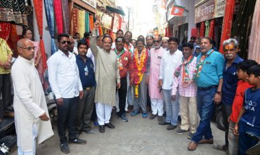 मरते दम तक रतलाम वासियों की सेवा करूंगा यह मेरा वादा है - पारस सकलेचा         - रतलाम शहर में कांग्रेस प्रत्याशी का धुंआधार जनसम्पर्क, युवा नेता मयंक जाट लगातार मैदान में सक्रिय