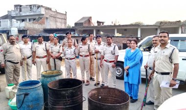 आबकारी विभाग द्वारा 5 लाख  से अधिक मूल्य की अवैध मदिरा एवं लहान जब्त