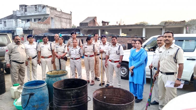आबकारी विभाग द्वारा 5 लाख से अधिक मूल्य की अवैध मदिरा एवं लहान जब्त