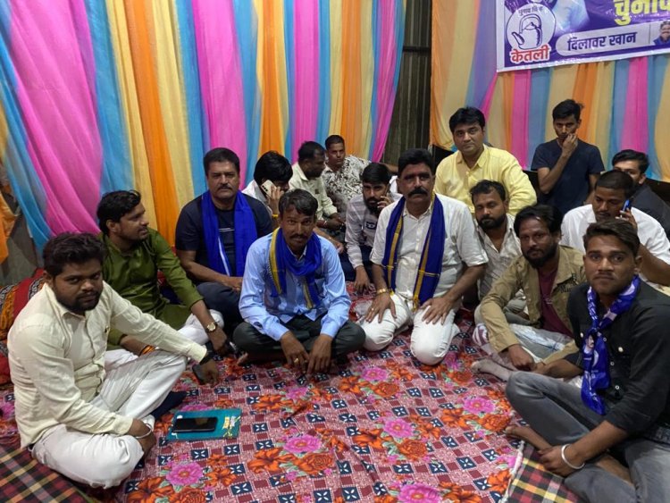 दिलावर मामा कार्यकर्ताओं के साथ कर रहे सघन जनसंपर्क, रात में टीम के साथ बना रहे योजना