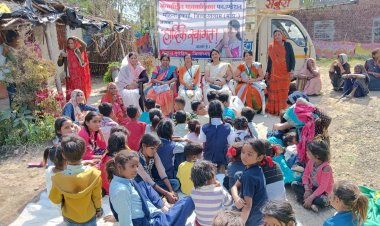 मानव अधिकार फाउंडेशन ने पंचेड़ में स्कूली बच्चों को बाटी शिक्षण सामग्री -प्रदेश अध्यक्ष श्रोत्रिय ने कहा-देश का भविष्य होते है बच्चे