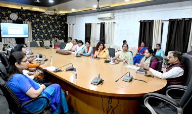 बेटी बचाओ बेटी पढ़ाओ के तहत हुई कार्यवाही, जागरूकता रथ को दिखाई हरी झंडी