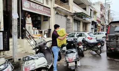 नकली खाद को लेकर रतलाम में बालाघाट की पुलिस जांच करने पहुंची, बारदान किए जब्त, एक युवक को पूछताछ के लिए ले गई