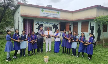 रतलाम: भारत स्काउट गाइड ने श्रमदान कर किया पौधारोपण