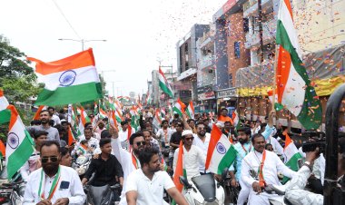 अंजुमन इस्लाहुल मुस्लेमीन द्वारा निकाली भव्य तिरंगा रेली