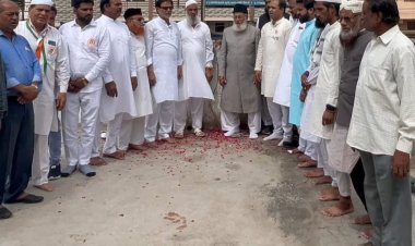 अंजुमन इस्लाहुल मुस्लेमीन मैं लहराया तिरंगा