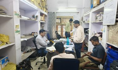 लोकायुक्त ने नगर निगम रतलाम में किए दस्तावेज जब्त, घटिया सड़क निर्माण को लेकर हुई थी शिकायत