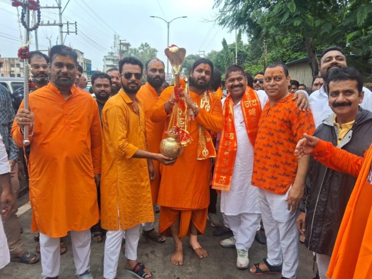 भैरव बाबा का पूजन कर भव्य निष्ठा कावड़ यात्रा निकली : शहर से लेकर जिले की सीमा तक हुआ धूमधाम से स्वागत
