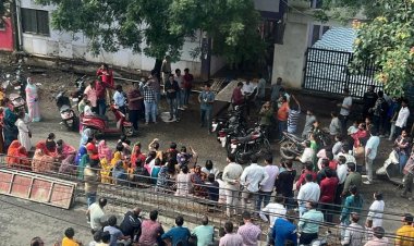 सांई श्री स्कूल में पांच साल की बच्ची के साथ योन शोषण, अभिभावकों ने स्कूल के बाहर दिया धरना, गुस्साए लोग बोले-मोटी फीस लेने के बाद भी बच्चों की सुरक्षा के सही इंतजाम क्यों नही