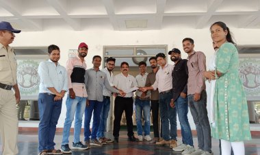 अतिथि शिक्षक संघ ने दिया राष्ट्रपति के नाम ज्ञापन, लाठीचार्ज का विरोध किया