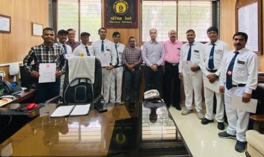 सरक्षा के क्षेत्र में उत्कृष्ट कार्य करने वाले रेलकर्मी सम्मानित