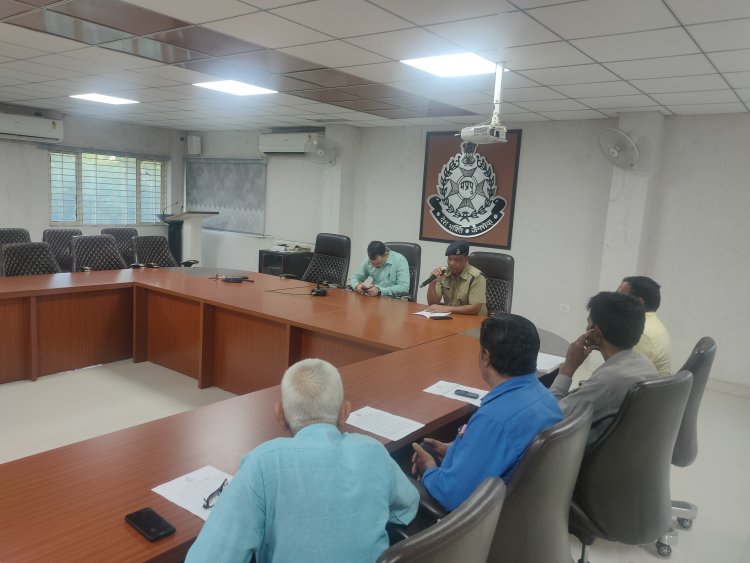 शहर के मैरिज गार्डन संचालकों की एसपी  ने ली बैठक, सुरक्षा  और सीसीटीवी कैमरे को लेकर दिए निर्देश