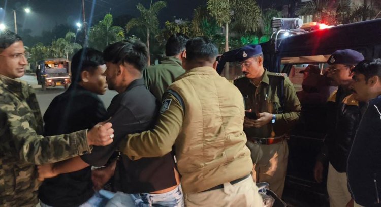 रात में बेवजह घुमने वालों की चैकिंग जारी, संदिग्धों को थाने लाया जा रहा -चैकिंग में युवको के पास से चाकू भी मिले, रात के अपराध रोकने के लिए पुलिस चला रही है मुहिम