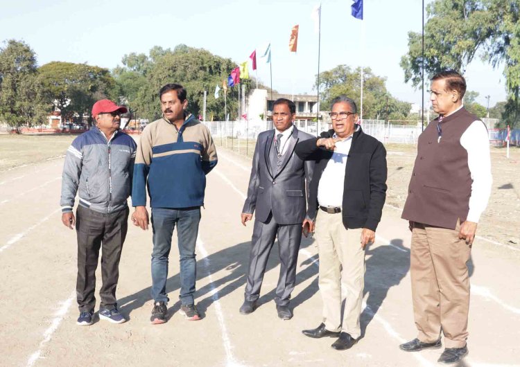खेल चेतना मेला के लिए तैयार हो रहे शहर के मैदान - क्रीडा भारती व चेतन्य काश्यप फाउंडेशन का आयोजन - आयोजन समिति और खेल संयोजकों ने लिया जायजा