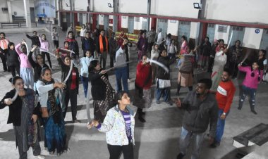 रतलाम स्थापना महोत्सव:2100 वीर वीरांगना नारी शक्ति नेहरू स्टेडियम में करेंगी शस्त्रकला का प्रदर्शन  -2 फरवरी को ऐतिहासिक होने वाले कार्यक्रम के लिए मातृशक्ति ले रही प्रशिक्षण