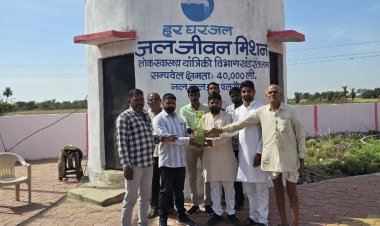 ग्राम पलसोड़ा के समाजसेवी बंधुओं की अनूठी पहल, सभी को मिलेगा गंगा स्नान का पुण्य गांव के हर घर तक पहुंचेगा प्रयागराज का जल