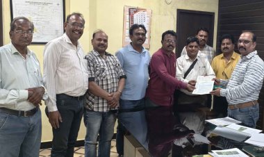 विभिन्न समस्याओं को लेकर अजाक्स ने वन मंडल अधिकारी को दिया ज्ञापन