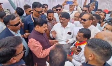 रतलाम: नीमच जिले में जैन संतों के साथ हुई वारदात को लेकर मुख्यमंत्री को सौंपा ज्ञापन.... सुरक्षा को लेकर की गई मांग