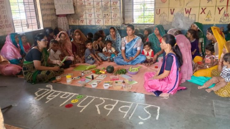 पोषण पखवाडा अन्तर्गत बच्चों का शारीरिक माप लिया