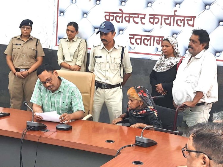 कपिलधारा का लाभ नही मिला, पीएम आवास की किश्ते नही मिल रही -जनसुनवाई में अलग-अलग परेशानिया लेकर पहुंचे आवेदक, अधिकारियों ने सुनवाई के साथ निराकरण का आश्वासन दिया