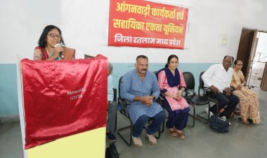 आंगनवाड़ी कार्यकर्ता सहायिका यूनियन (सीटू) मुद्दे की लड़ाई लड़ता है! - संगठन के पास संघर्ष की ताकत है