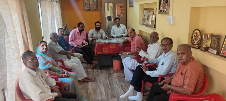महलवाड़ा अधिग्रहण के लिए फिर सौंपेंगे ज्ञापन - श्री राजपूत नवयुवक मंडल न्यास रतलाम की बैठक आयोजित