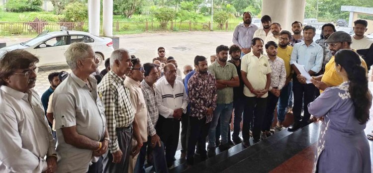 पीओपी की मूर्तियों से पर्यावरण को खतरा, इन पर प्रतिबंध लगाए - सेवावीर परिवार ने सौंपा ज्ञापन, प्रशासन ने दिया सकारात्मक आश्वासन