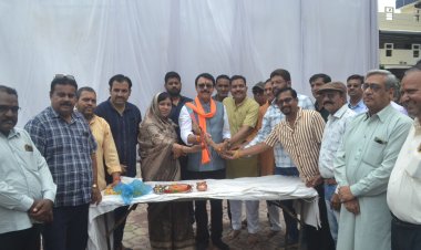 प्रताप नगर शिव मंदिर उद्यान में होंगे 42 लाख के विकास कार्य, सांईनाथ नगर में 3 लाख की लागत से लगेंगे पेवर ब्लॉक महापौर प्रहलाद पटेल ने किया निर्माण कार्य का भूमि पूजन