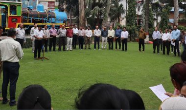 स्वच्छता को जीवन का हिस्सा बनाने का संकल्प, रेल मंडल में इंडिपेंडेंस डे सेलिब्रेशन के साथ स्वच्छता अभियान की शुरुआत