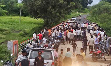 पुलिया की रेलिंग पर बैठक फोटो खिंचवाती छात्रा नदी में गिरी, तलाश में जुटा अमला, अंगेठी के पास मलेनी नदी में हुई घटना, रतलाम में मामा के यहा रहकर पढ़ाई कर रही थी काजल