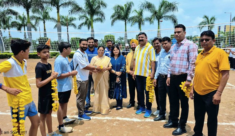 हिमालय इंटरनेशनल स्कूल में संभाग स्तरीय वॉलीबॉल प्रतियोगिता का सफल आयोजन, चयनित छात्र अब राज्य स्तरीय स्पर्धा में खेलेगे, संभाग के बॉलीवाल खिलाडिय़ों ने दिखाई रतलाम में प्रतिभा