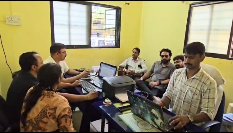 लोकायुक्त ने दस हजार की रिश्वत लेते कृषि विस्तार अधिकारी को पकड़ा