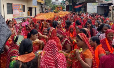 सुभाष नगर से निकली चुनरी यात्रा, जगह  जगह हुआ स्वागत