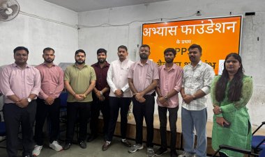 रतलाम में अभ्यास फाउंडेशन द्वारा एमपीपीएससी की प्रथम बैच का शुभारंभ, मुख्य अतिथि भाजपा जिला उपाध्यक्ष विप्लव जैन ने किया शुभारंभ