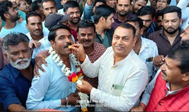 जावरा मंडी में आई मटर, प्रथम किसान देवीलाल शर्मा का सम्मान