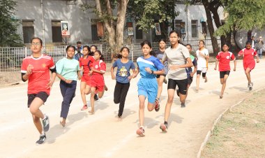 खेल चेतना मेला में खिलाड़ी दिखा रहे दम, बालिका क्रिकेट रहा आकर्षण का केंद्र - क्रीड़ा भारती एवं चेतन्य काश्यप फाउंडेशन का आयोजन