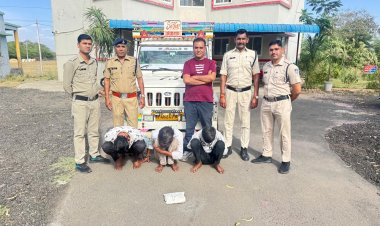 मंदसौर के युवक बड़वानी पासिंग पिकअप में ले जा रहे थे 50 लाख की एमडी, माननखेड़ा पुलिस ने पकड़ लिया -अब ड्रग नेटवर्क की तलाशी को लेकर आरोपियों से जानकारी जुटा रही पुलिस