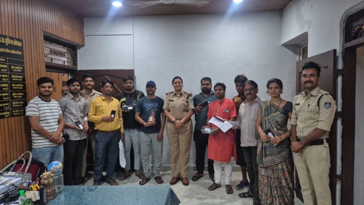 CEIR पोर्टल की मदद से गुम हुए 15 मोबाइल मिले, औद्योगिक क्षेत्र पुलिस ने असली मालिकों को लौटाए
