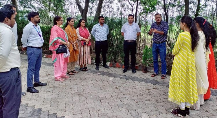 सृजन महाविद्यालय में ‘एक वृक्ष गुरु के नाम’ अभियान