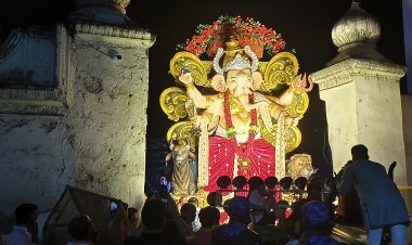 जावरा में भारी पुलिस बल के बीच गणेश प्रतिमाएं पहुंची कर्बला मैदान, रैपिड एक्शन फोर्स सहित डीआईजी-एसपी ने संभाला  मोर्चा, सुरक्षा के लिए कई कंपनियों रही तैनात
