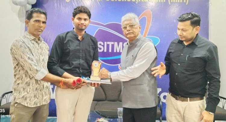 अभियंता दिवस पर नवाचारी विद्यार्थियों का सम्मान, नवाचार को अभियंता का कर्तव्यबोध बनाकर नई संभावनाओं की तलाश करें विद्यार्थी: झालानी